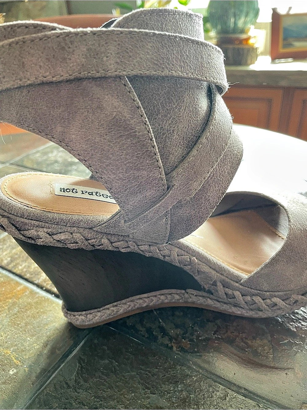 Not Rates Gray Wedge Sandals US 9 - Picture 3 of 8